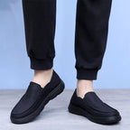 Herren-Stoffloafer: Schlupffähiges Low-Cut-Modell für vielseitige Styling-Kombinationen