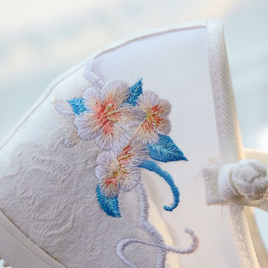 Pointed Embroidered Jane Mary Shoes Wedge