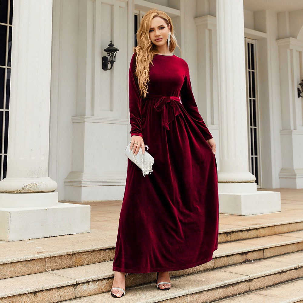 Samt-Langkleid | Zeitlose Eleganz neu interpretiert