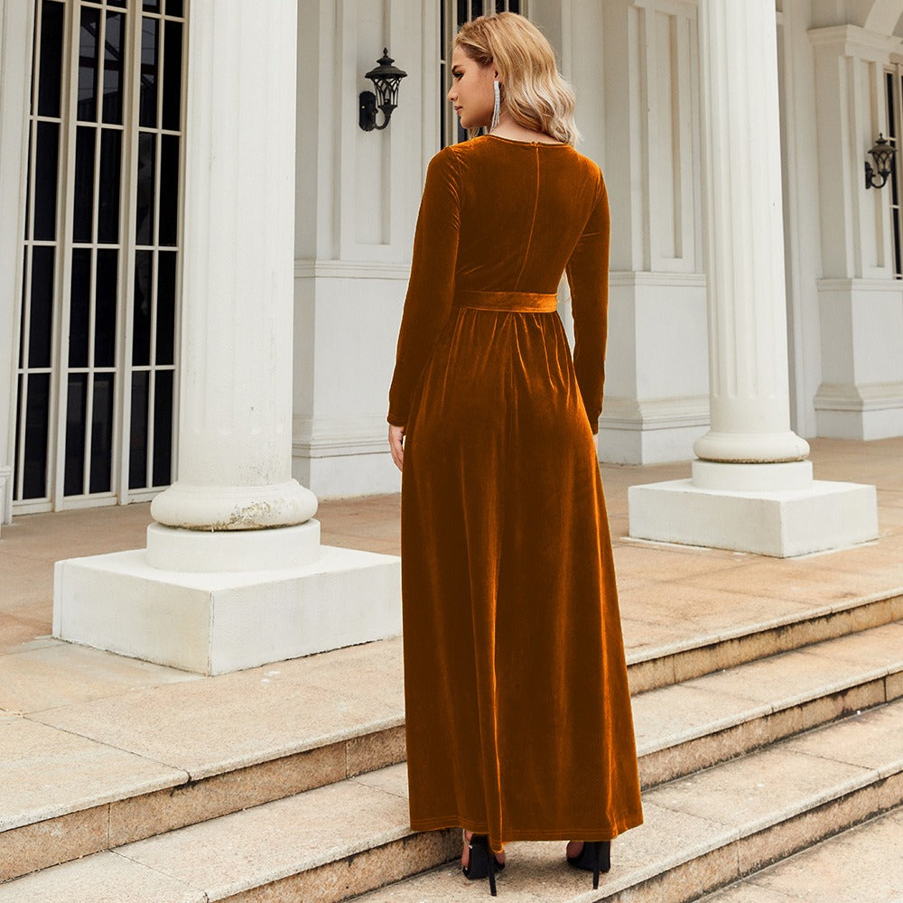Samt-Langkleid | Zeitlose Eleganz neu interpretiert