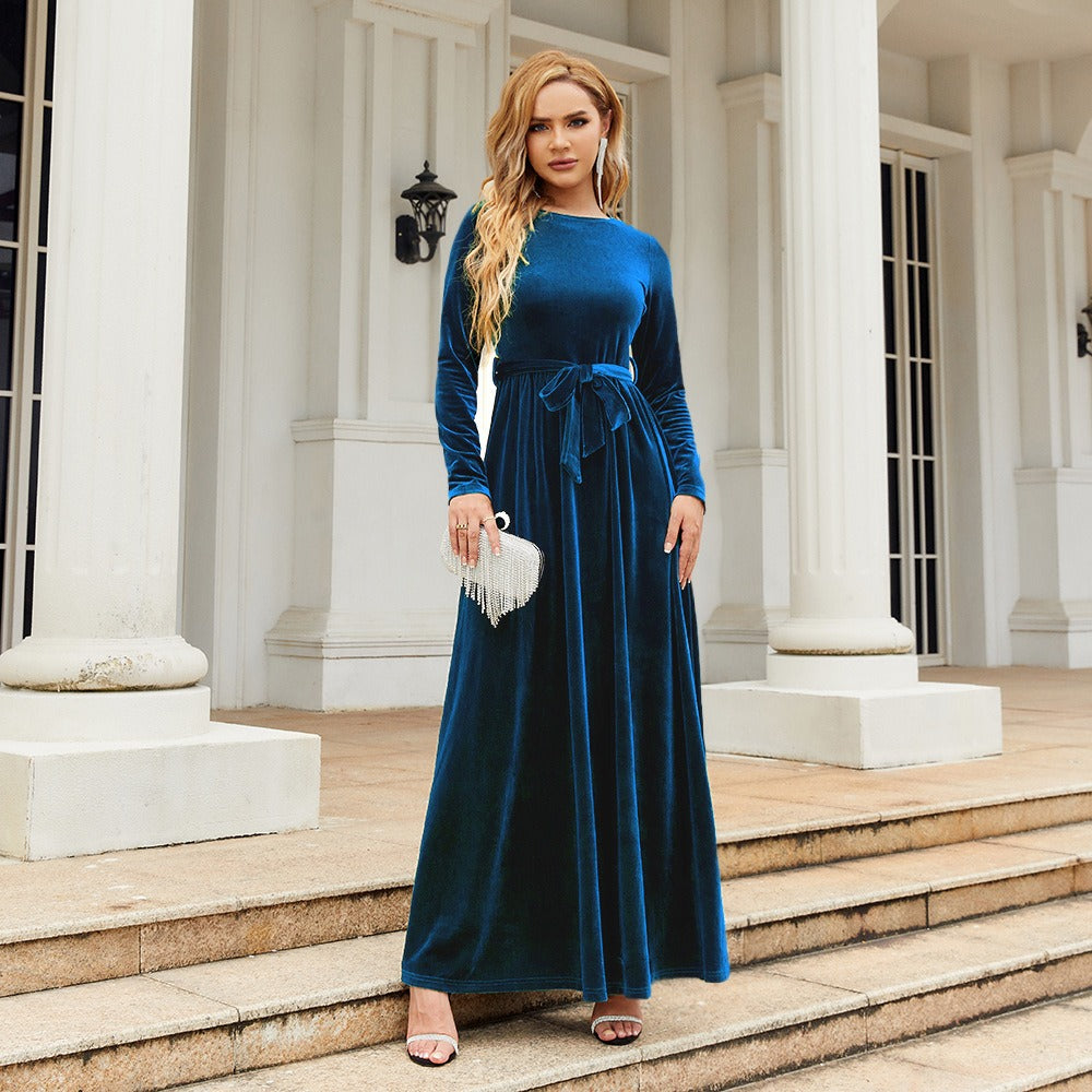 Samt-Langkleid | Zeitlose Eleganz neu interpretiert