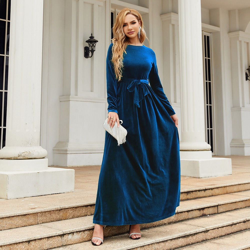 Samt-Langkleid | Zeitlose Eleganz neu interpretiert