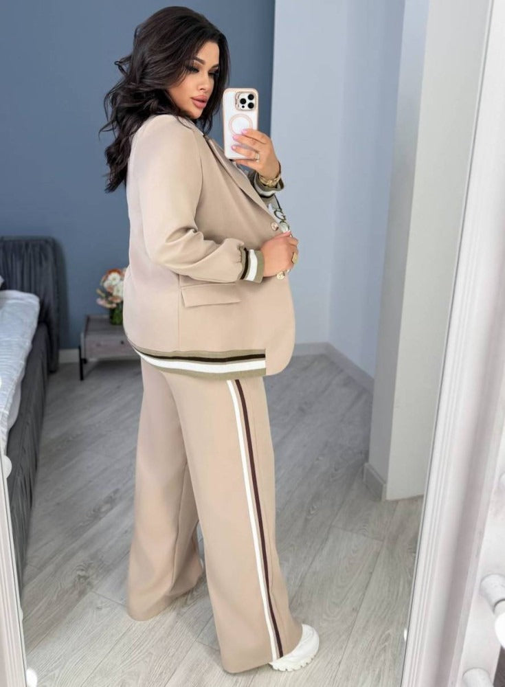 Revers-Anzug-Set in Uni-Farben mit Rippstrick-Streifen-Details