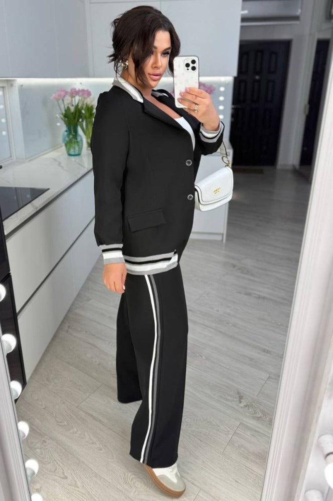 Revers-Anzug-Set in Uni-Farben mit Rippstrick-Streifen-Details