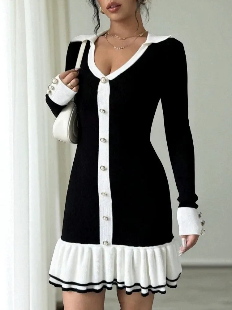 Hepburn-Style Strickkleid mit Kontrastakzenten | Zeitlose Eleganz neu interpretiert