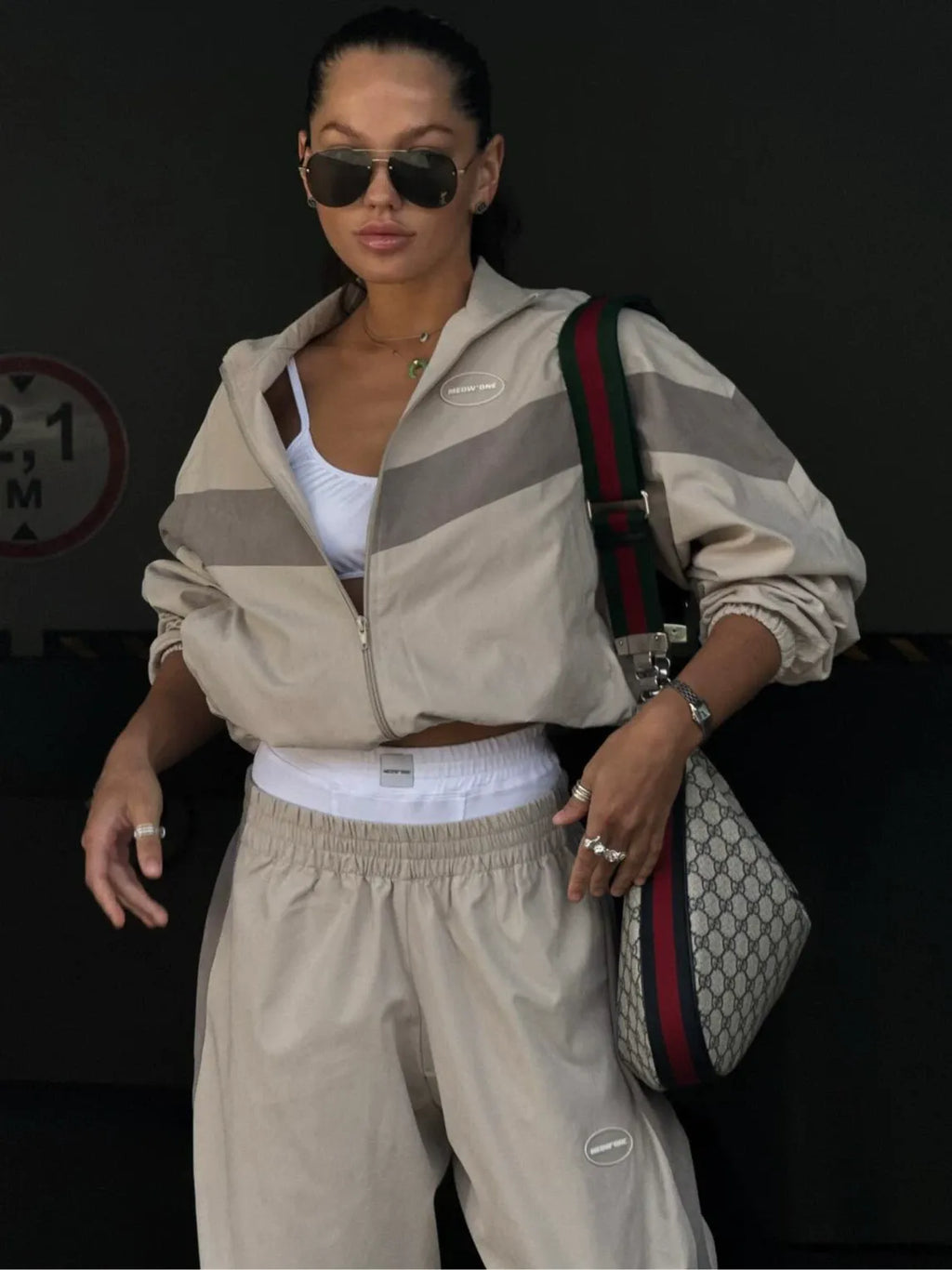 Farbkontrast-Sportset (Langarm-Jacket &amp; Weite Hose)