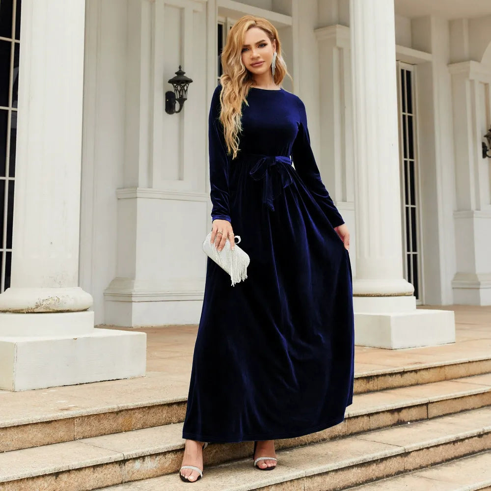 Samt-Langkleid | Zeitlose Eleganz neu interpretiert