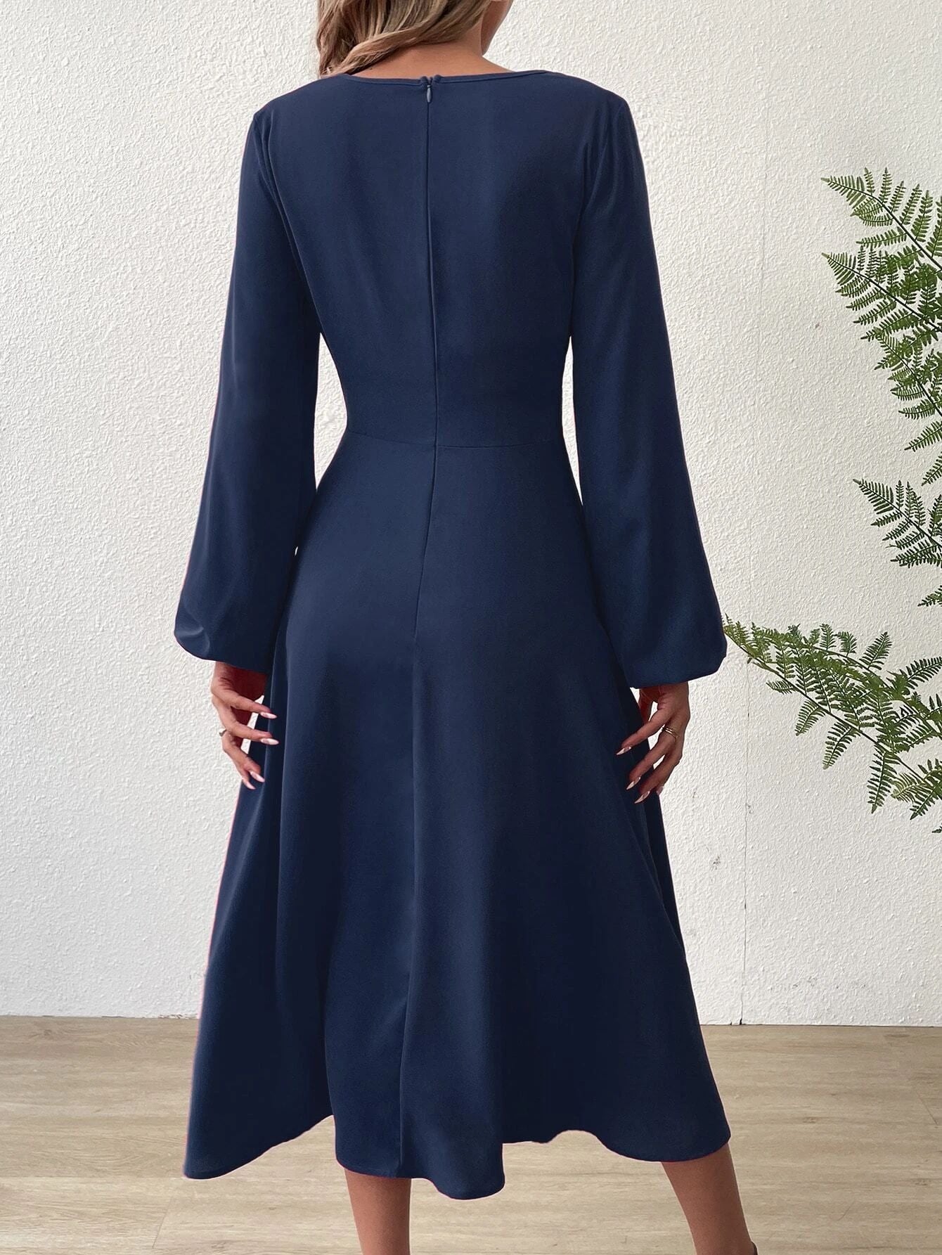 Chiffonkleid mit V-Ausschnitt &amp; Taillenknoten | Zeitlose Eleganz für jeden Anlass