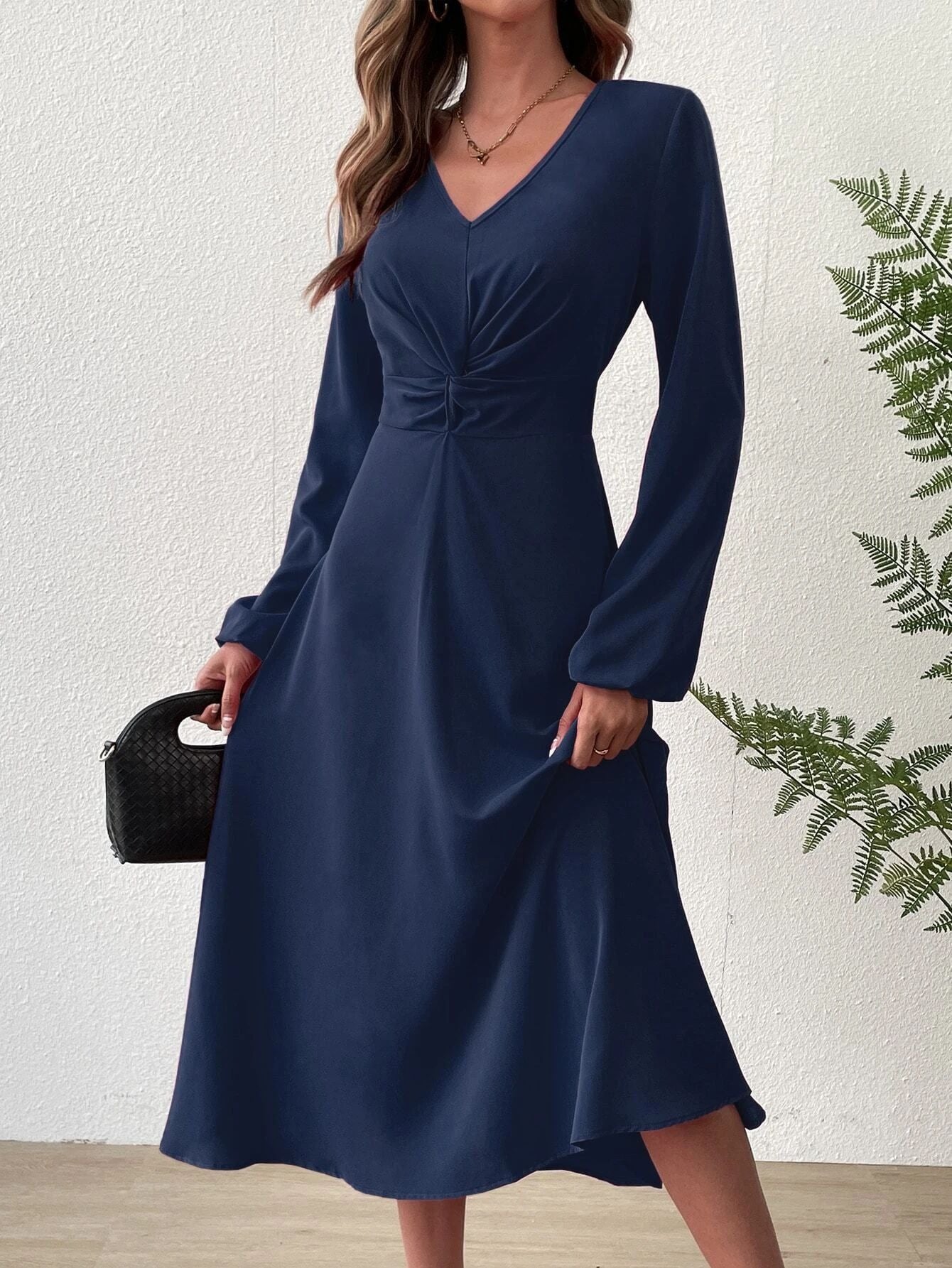 Chiffonkleid mit V-Ausschnitt &amp; Taillenknoten | Zeitlose Eleganz für jeden Anlass