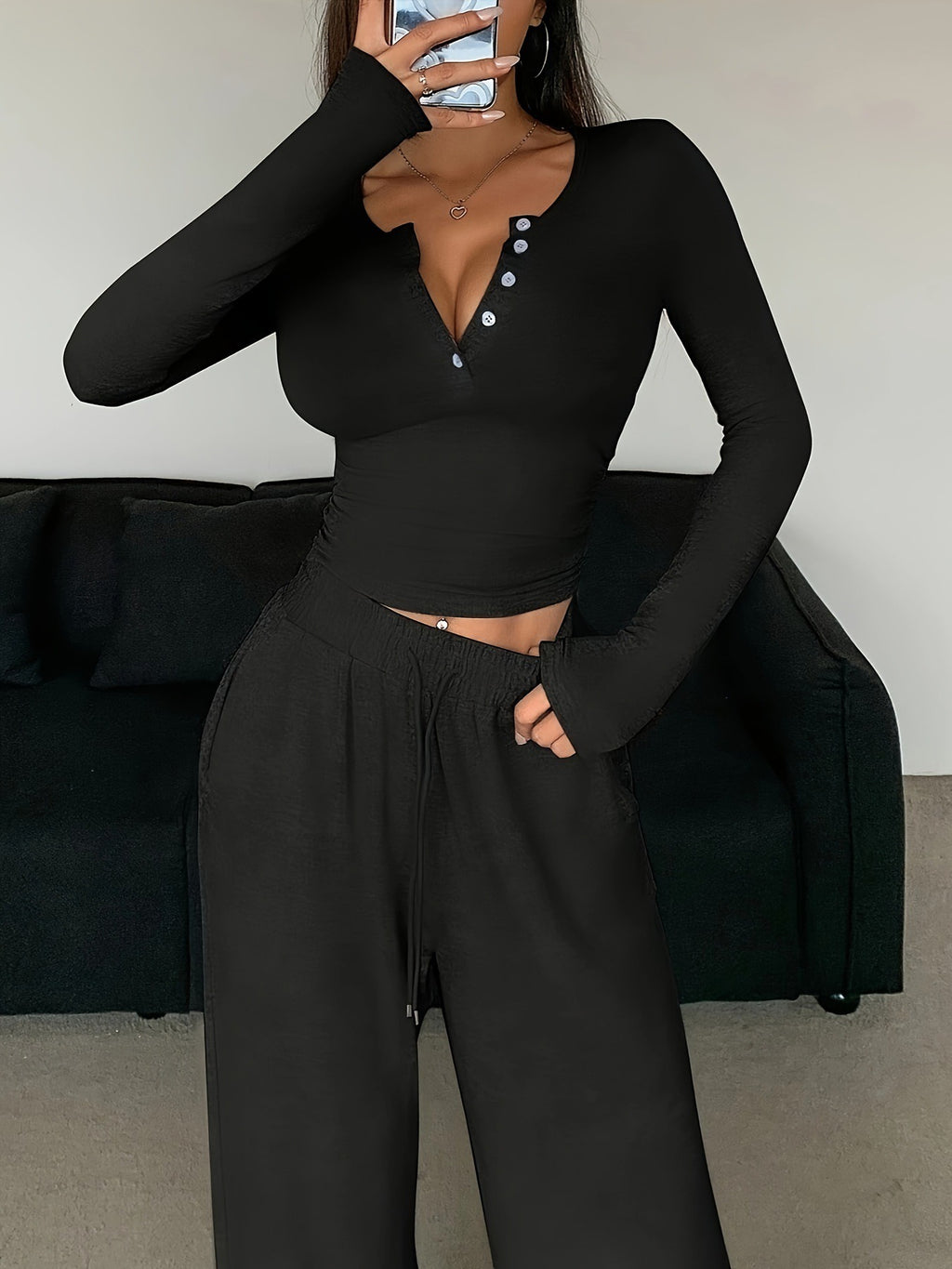 Herbst-Set: V-Ausschnitt Crop-Top mit Knopfleiste & Weithose
