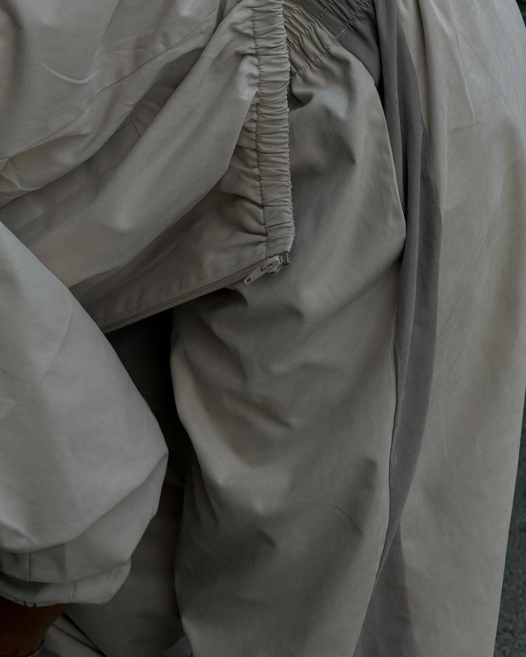 Farbkontrast-Sportset (Langarm-Jacket &amp; Weite Hose)