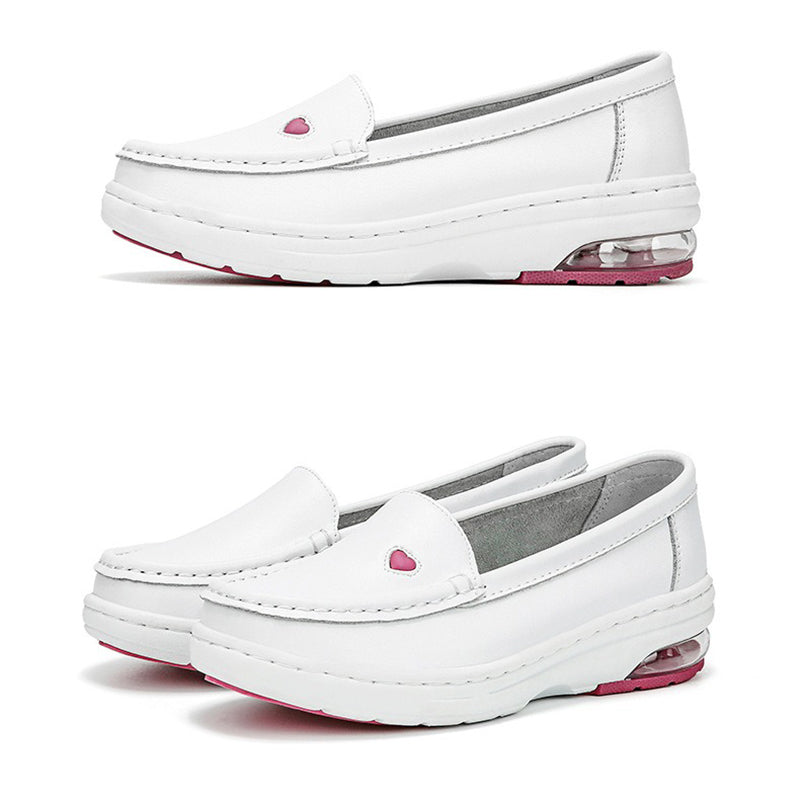 Weiße Fußpflege-Schuhe für den Alltag: Empfohlen vom Pflegepersonal!