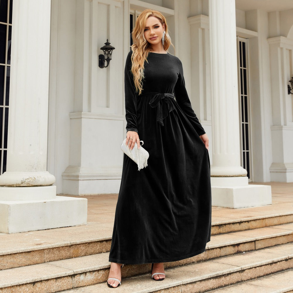 Samt-Langkleid | Zeitlose Eleganz neu interpretiert