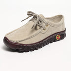 Flache Damenschuhe mit Schnürung und Ziernähten
